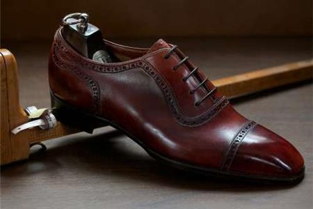 8 ویژگی کفش مناسب