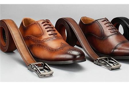 ست کردن کمربند و کفش مردانه