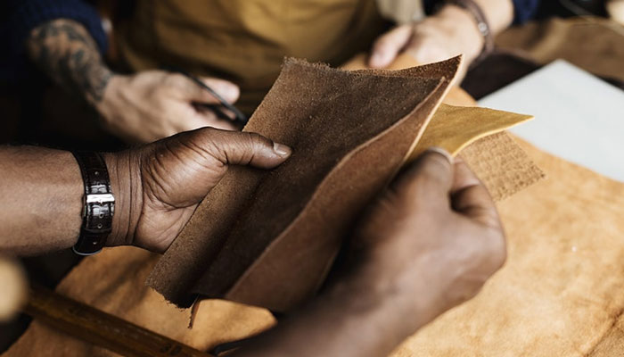 نحوه تشخیص چرم طبیعی از مصنوعی