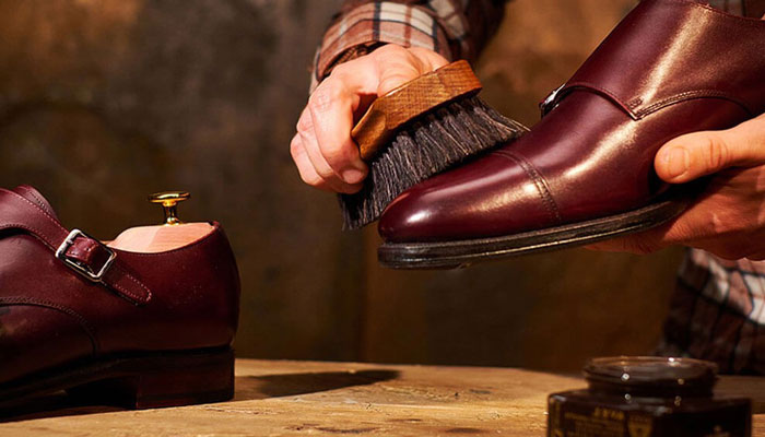 علت پوسته شدن چرم