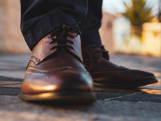 راهنمای خرید کفش چرم مردانه و زنانه